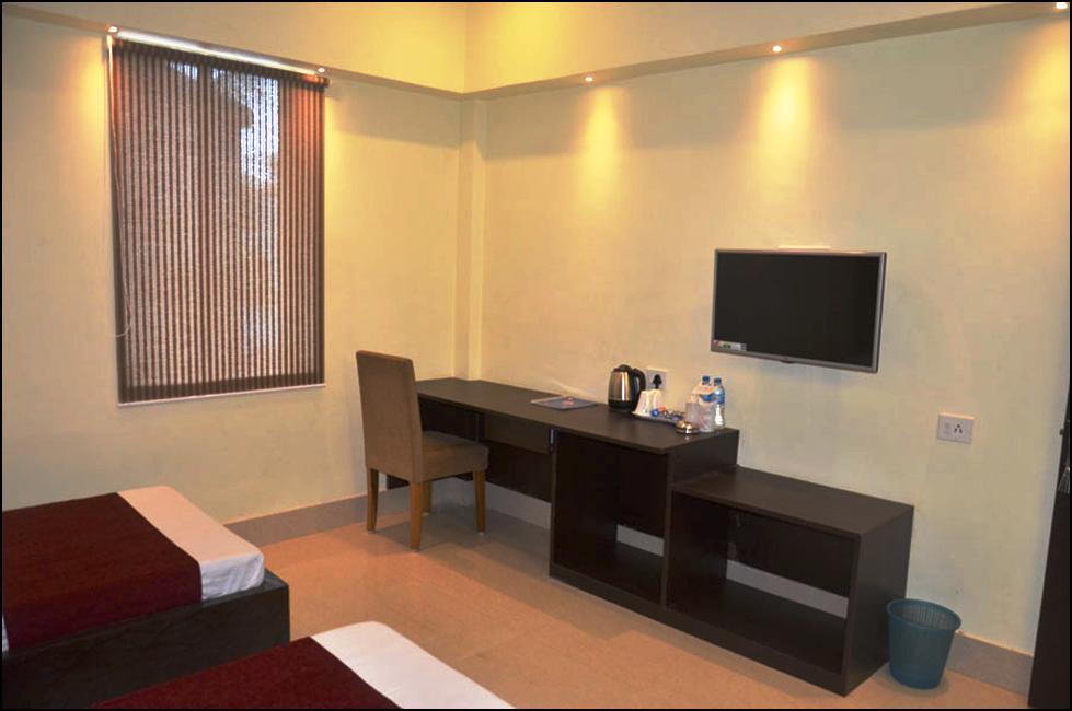 Hotel Pritika Durgapur  Bagian luar foto