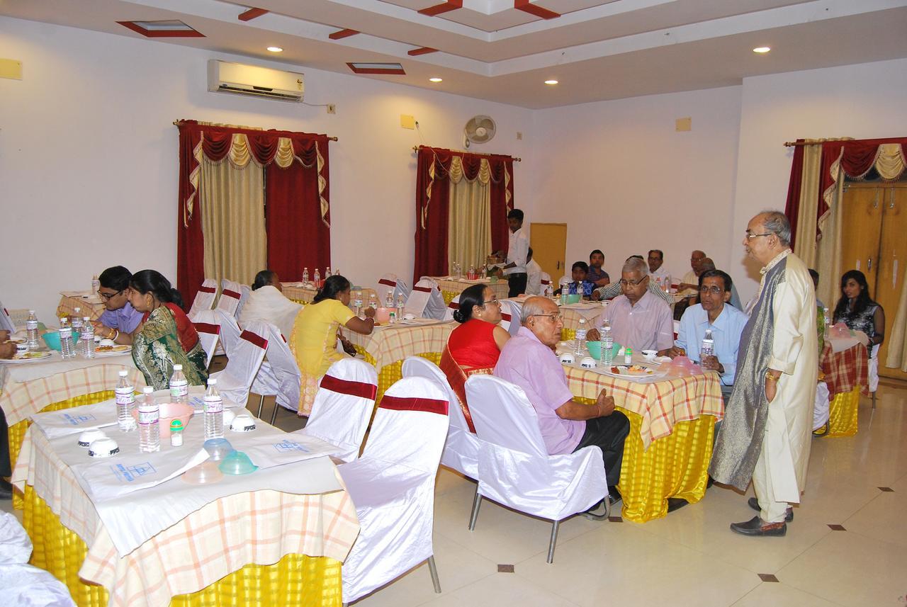 Hotel Pritika Durgapur  Bagian luar foto