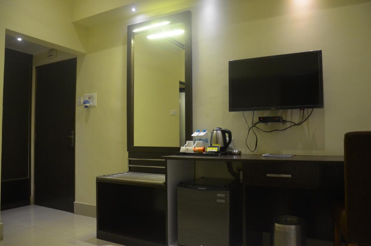 Hotel Pritika Durgapur  Bagian luar foto
