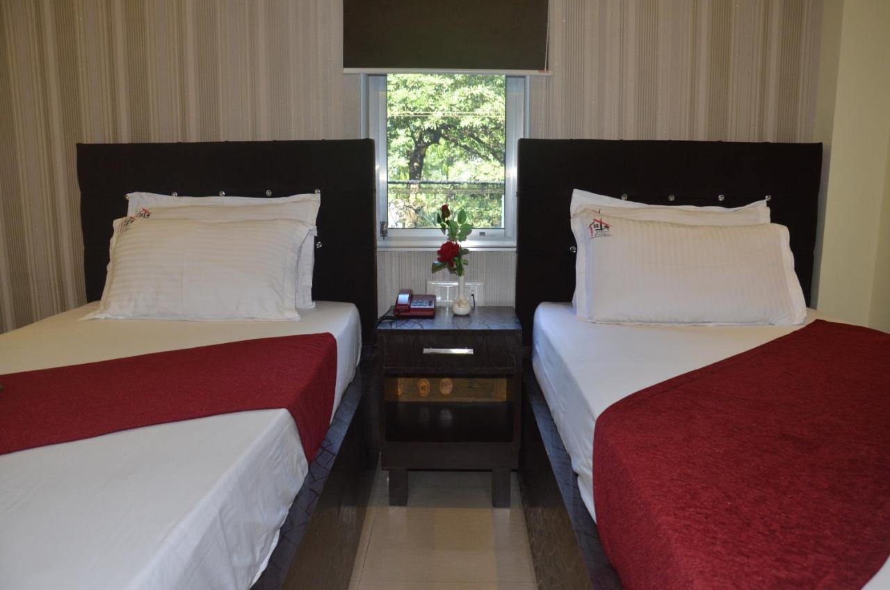 Hotel Pritika Durgapur  Bagian luar foto