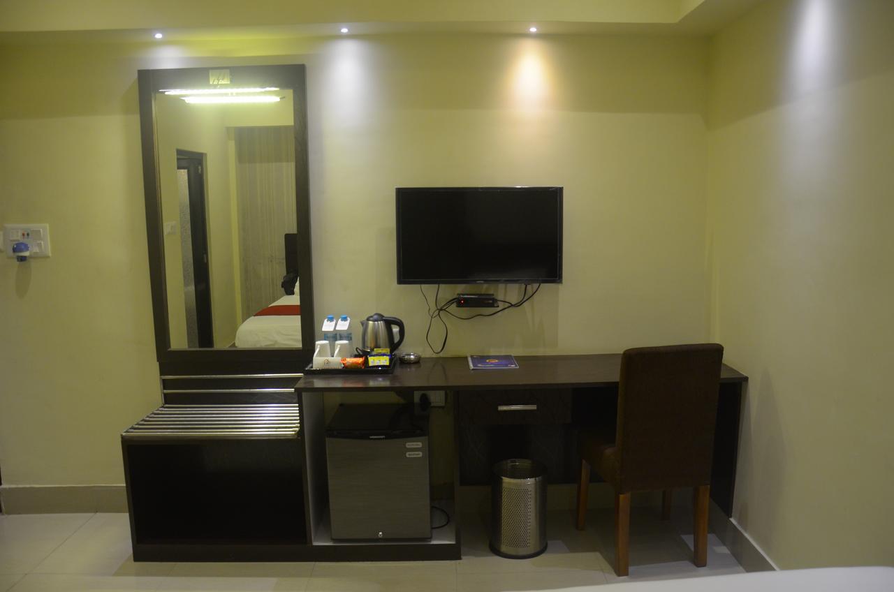 Hotel Pritika Durgapur  Bagian luar foto