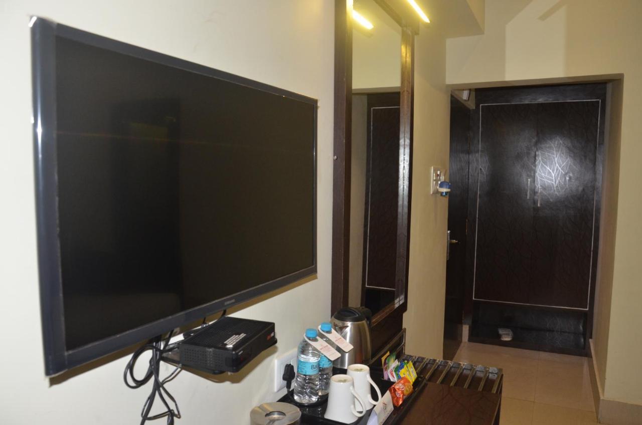Hotel Pritika Durgapur  Bagian luar foto
